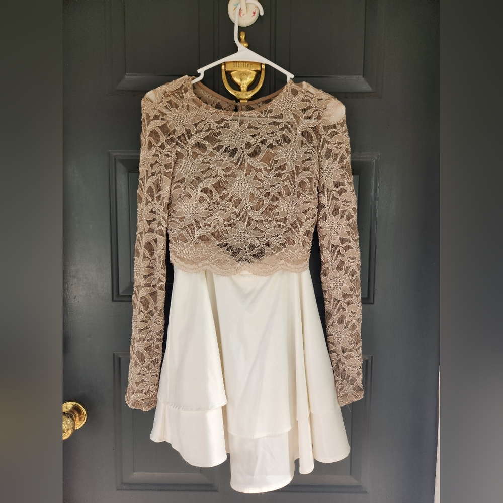 City Triangles 2 Piece Formal Dress Size 5